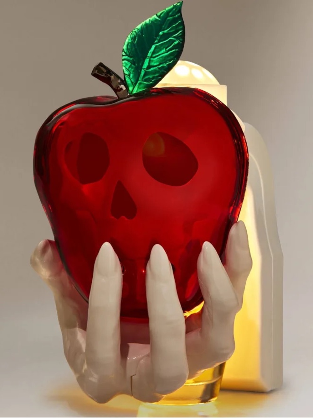 Bath & Body Works Evil Apple Witch Wallflowers nightlight fragrance plug in 2022